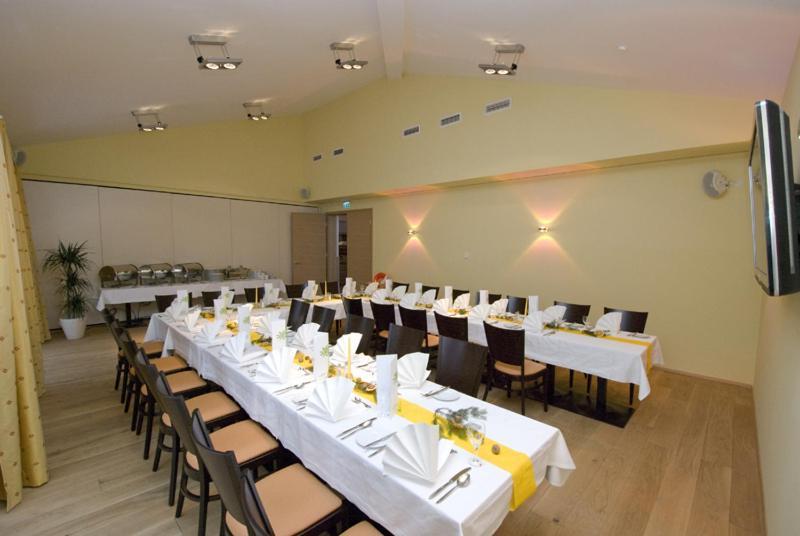 Restaurant Waldmeisterei Gera Exterior foto